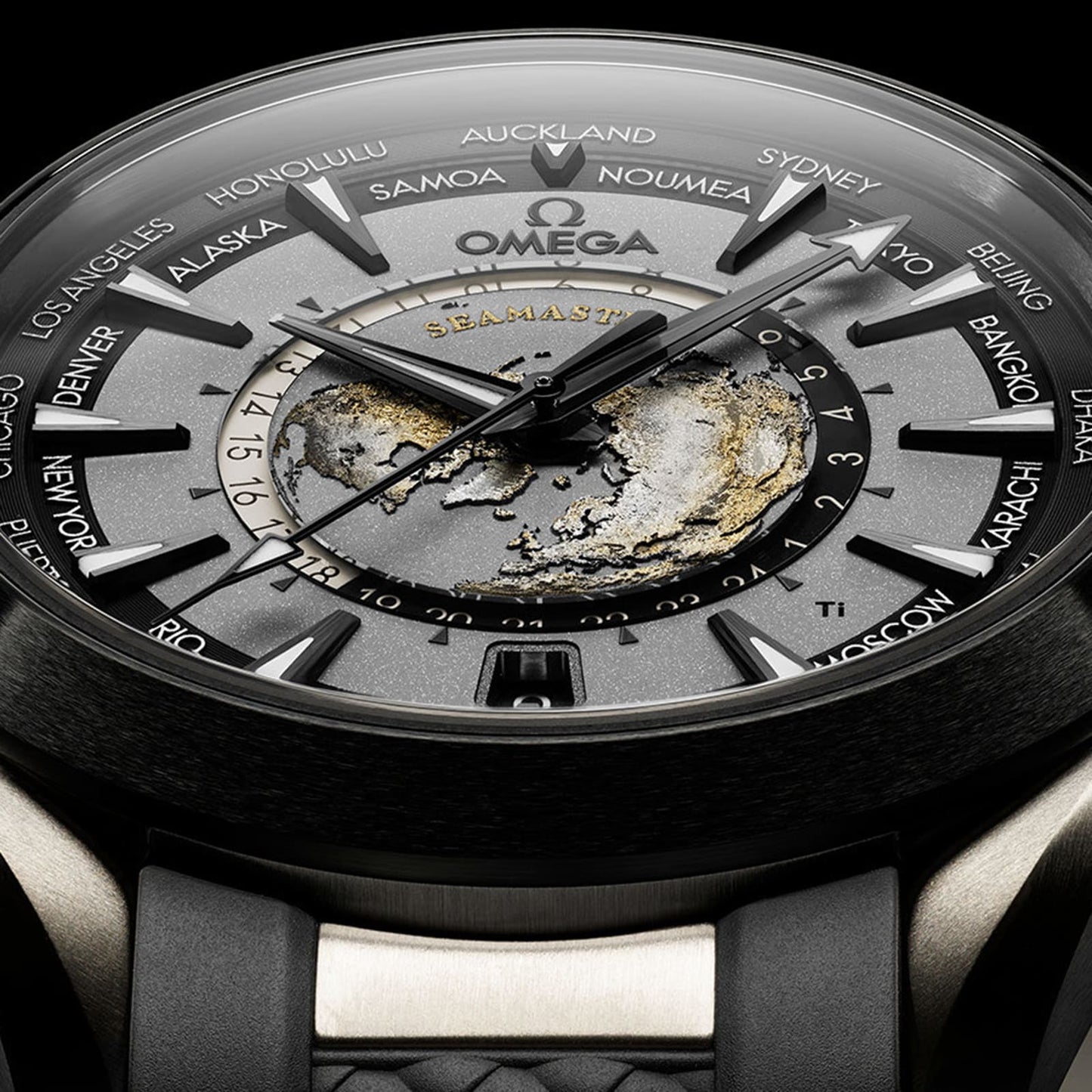 Omega Seamaster Aqua Terra 150M Co-Axial Master Chronometer Gmt Worldtimer 43mm Black