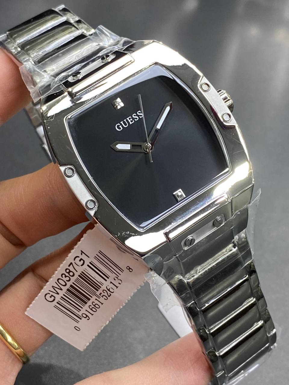 Guess Phoenix GW0387G1 Men's Silver-Tone Diamond Accent Watch