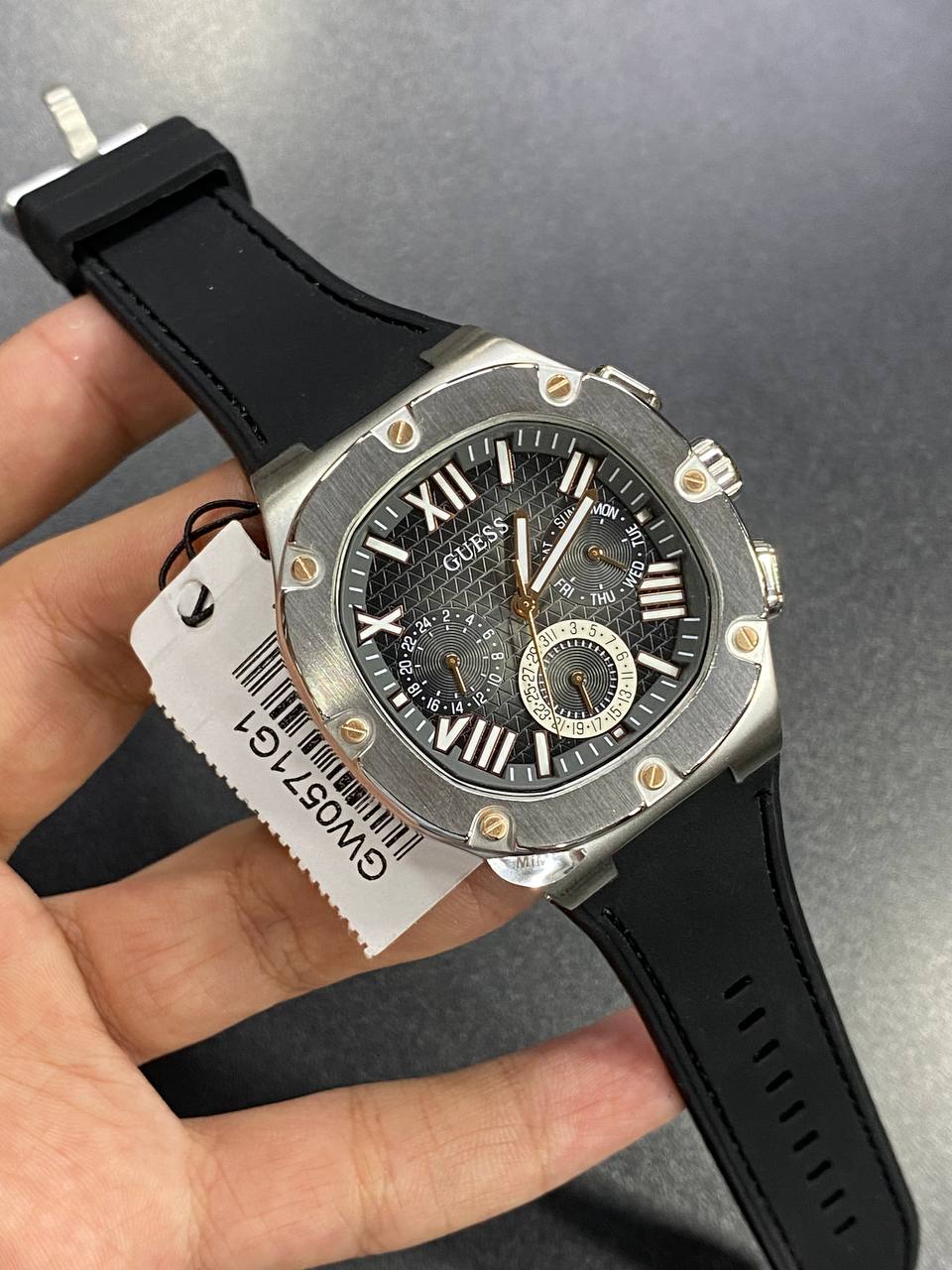 Guess Headline GW0571G1 Silver Case Black Dial Black Rubber Strap Men's Watch