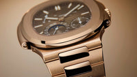 Patek Philippe Nautilus 5712/1R-001 — case and bracelet detail